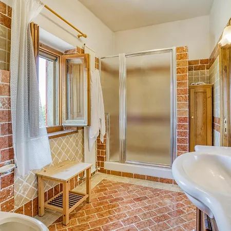 Holiday home Amazing In With Wifi